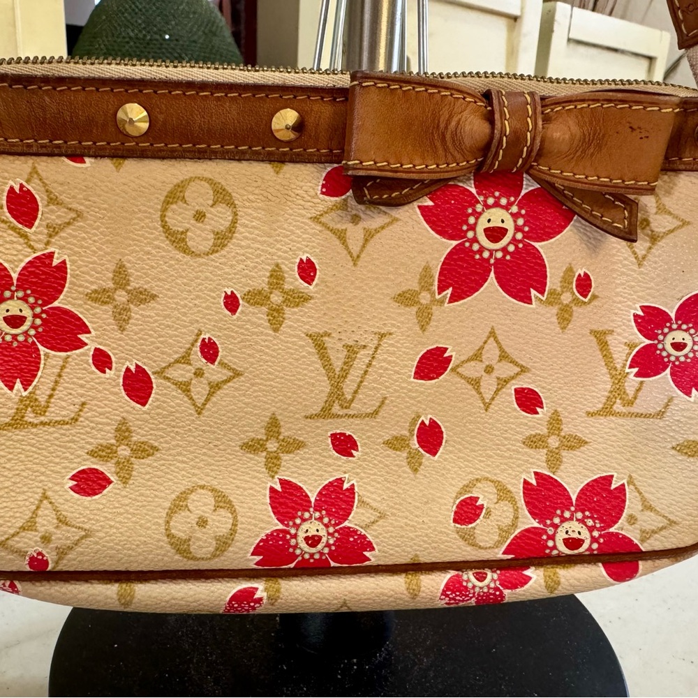 Louis Vuitton Pochette Cherry Blossom Limited Edition – Murakami